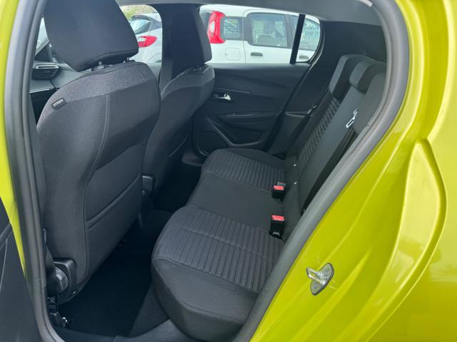 PEUGEOT 208 usata, con Boardcomputer