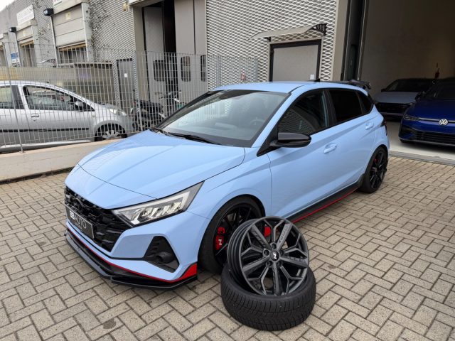HYUNDAI i20 usata, con Controllo automatico clima