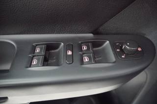 VOLKSWAGEN Passat usata, con Lettore CD