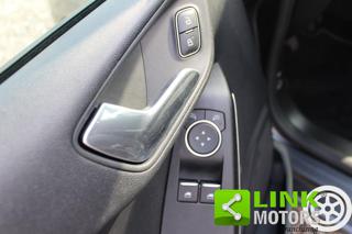 FORD Fiesta usata, con Sedile posteriore sdoppiato