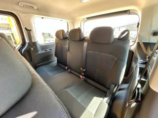 HYUNDAI Staria usata, con Fendinebbia