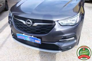 OPEL Grandland usata 32