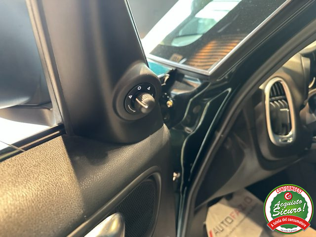 FIAT 500L usata, con Touch screen