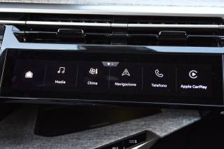 PEUGEOT 3008 usata, con USB