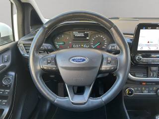 FORD Fiesta usata, con USB