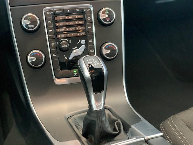 VOLVO V60 usata 10