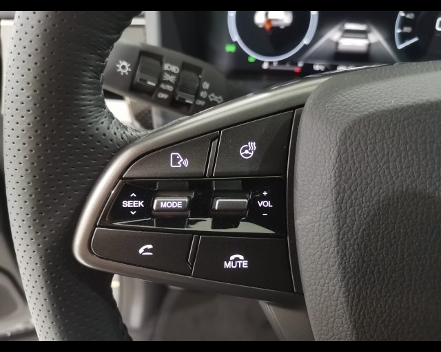 SSANGYONG REXTON usata, con Autoradio digitale