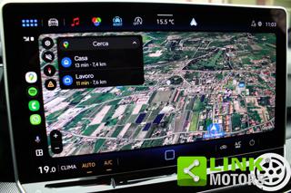 VOLKSWAGEN Golf usata, con USB