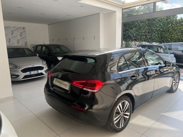 MERCEDES-BENZ A 180 usata, con Vetri oscurati