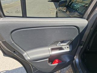 MERCEDES-BENZ GLA 200 usata, con Climatizzatore automatico, 2 zone