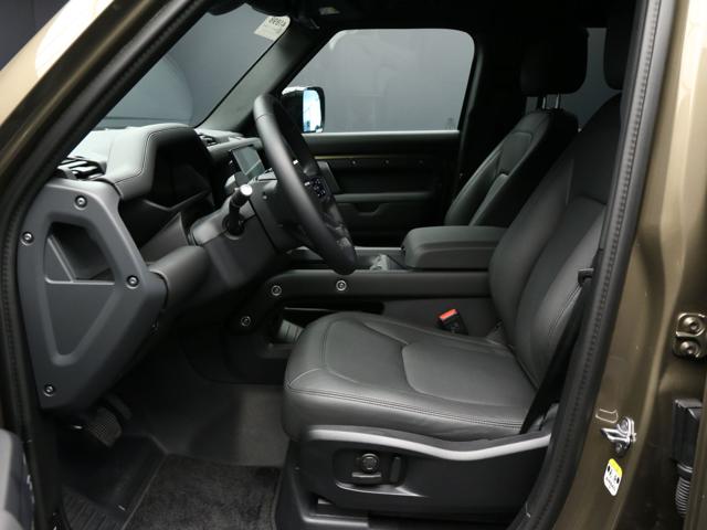 LAND ROVER Defender usata, con Autoradio