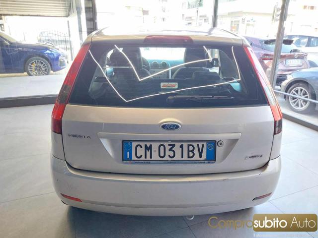 FORD Fiesta usata, con Fendinebbia