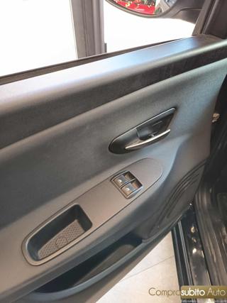 LANCIA Ypsilon usata, con Sedile posteriore sdoppiato