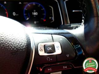 VOLKSWAGEN T-Roc usata, con Touch screen