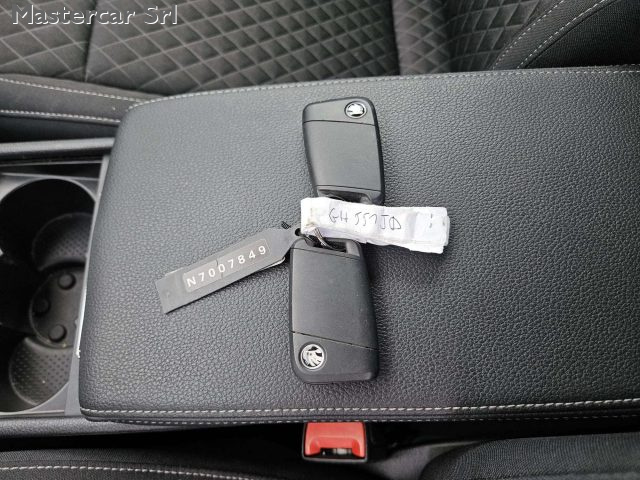 SKODA Superb usata, con Volante in pelle