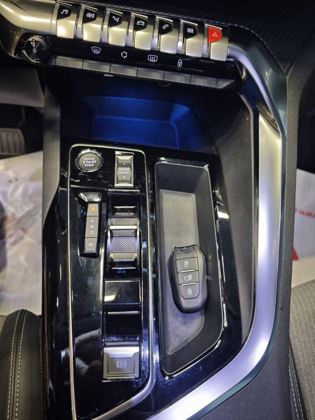 PEUGEOT 3008 usata, con Fendinebbia