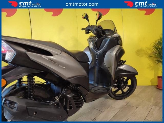 YAMAHA Tricity 155 usata 8