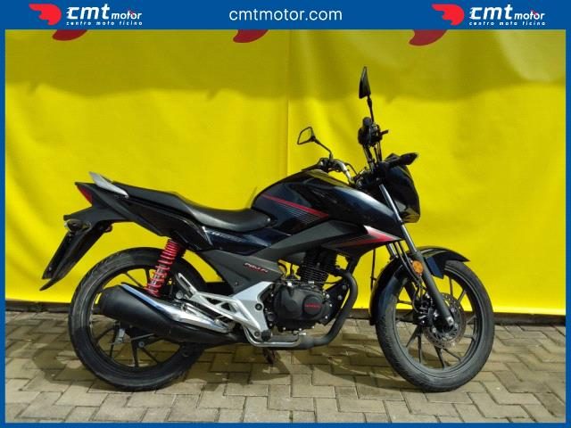 HONDA CB 125 usata 6