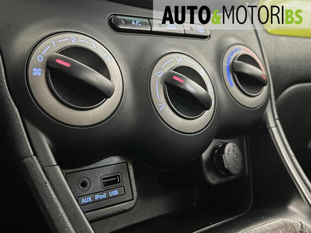 HYUNDAI i10 usata, con Telecamera per parcheggio assistito
