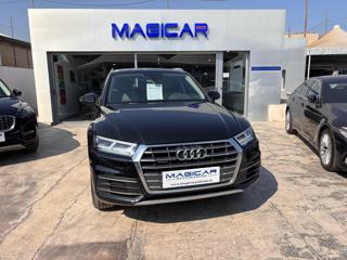AUDI Q5 40 TDI quattro S tronic Business Sport