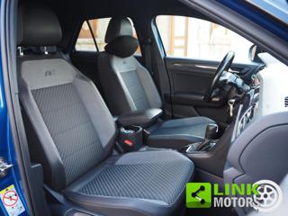 VOLKSWAGEN T-Roc usata 24