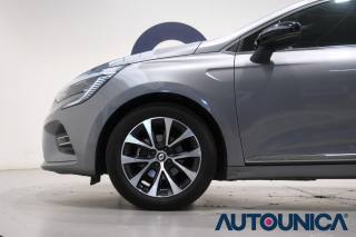 RENAULT Clio usata, con USB