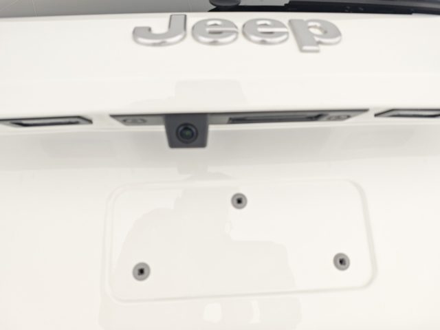 JEEP Avenger usata, con Autoradio digitale