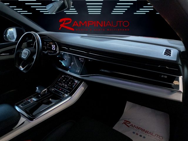 AUDI Q8 usata 19