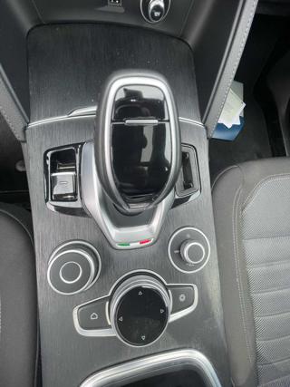 ALFA ROMEO Stelvio usata, con Tettuccio apribile