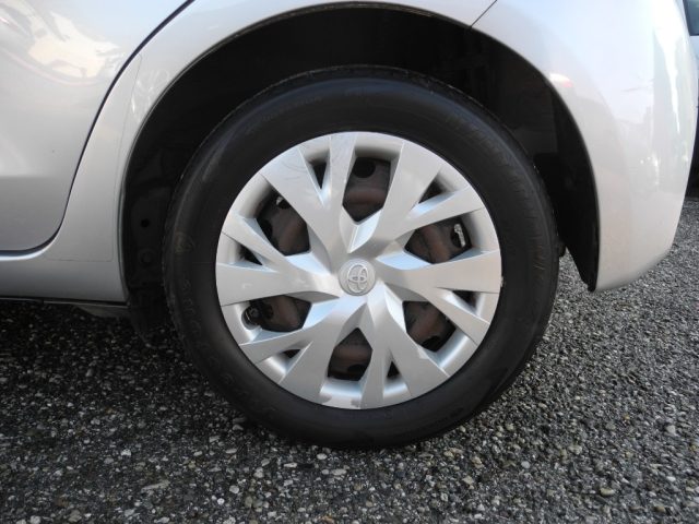 TOYOTA Yaris usata 53