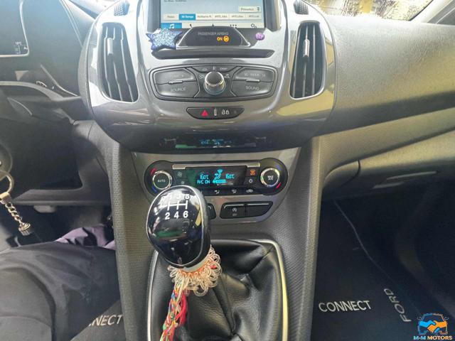 FORD Tourneo Connect usata, con Park Distance Control