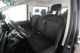 HYUNDAI Staria usata 9