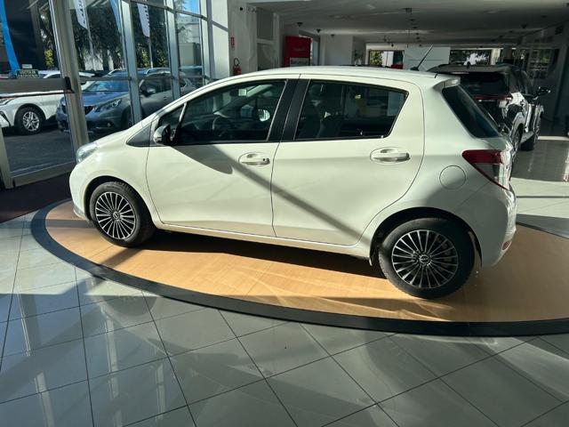 TOYOTA Yaris usata, con Airbag laterali