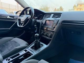 VOLKSWAGEN Golf usata, con ESP