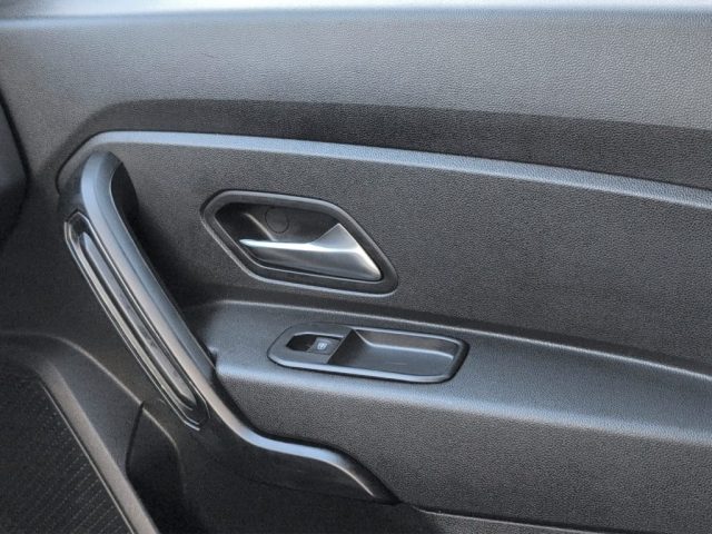 DACIA Duster usata, con USB