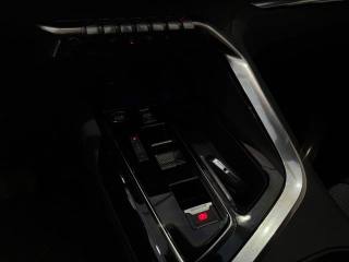 PEUGEOT 3008 usata, con Touch screen