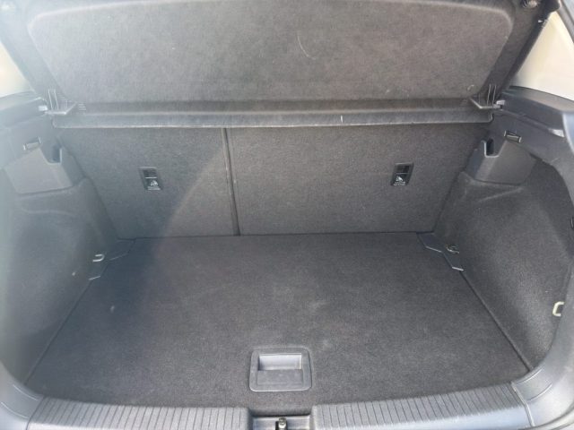 VOLKSWAGEN T-Cross usata 12