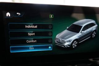 MERCEDES-BENZ GLC 220 usata 59