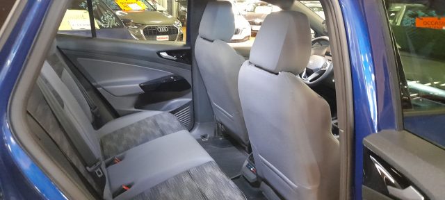 VOLKSWAGEN ID.4 usata, con Fari LED