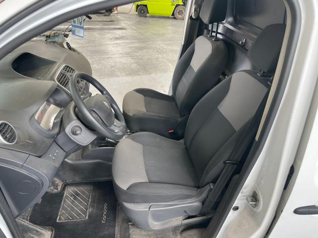 RENAULT Kangoo usata, con Servosterzo