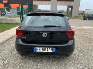 VOLKSWAGEN Polo usata, con Autoradio