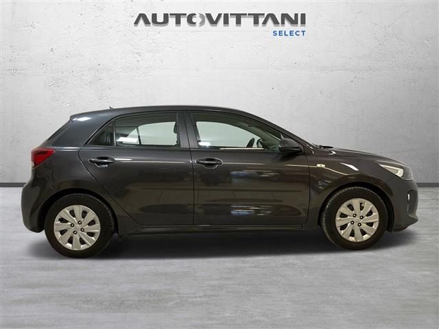 KIA Rio usata 4
