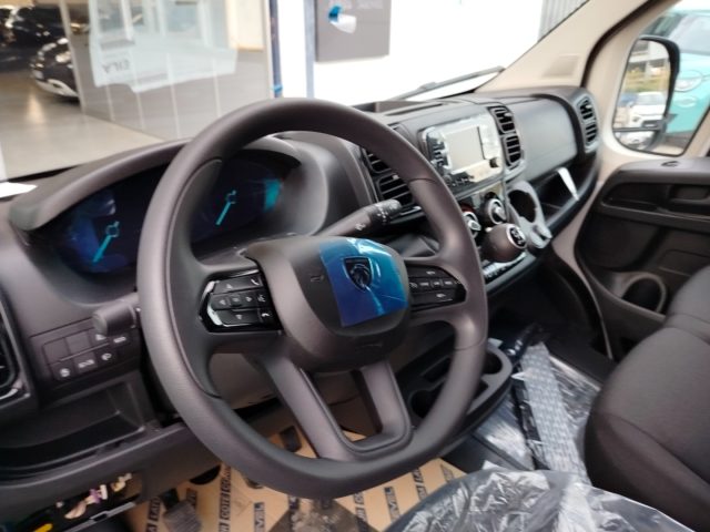 PEUGEOT Boxer usata, con Telecamera per parcheggio assistito