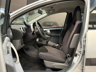 TOYOTA Aygo usata, con Chiusura centralizzata
