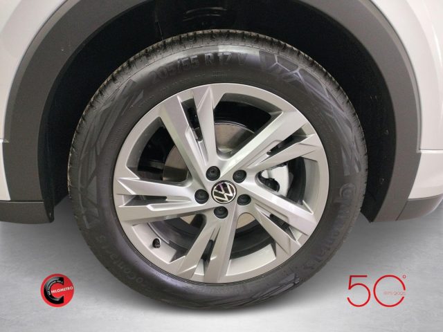 VOLKSWAGEN T-Cross usata 19