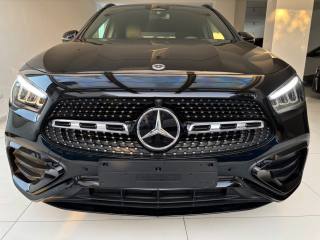 MERCEDES-BENZ GLA 200 usata, con Lettore CD