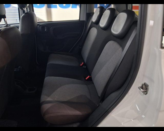 FIAT New Panda usata 18