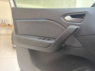 RENAULT Captur usata, con Monitoraggio pressione pneumatici