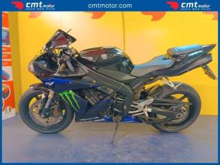 YAMAHA YZF R1 usata 2
