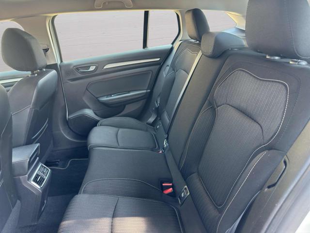 RENAULT Megane usata, con Controllo automatico clima
